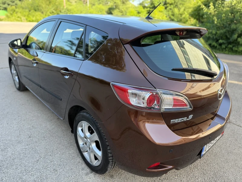 Mazda 3 1.6i FACELIFT , снимка 4 - Автомобили и джипове - 50907217