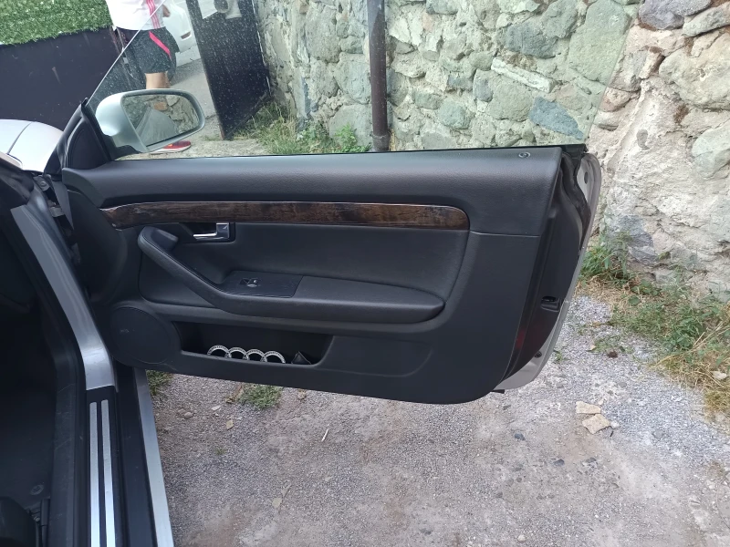 Audi Cabriolet 1.8T, снимка 8 - Автомобили и джипове - 52067239