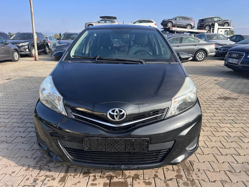 Toyota Yaris 1.0i NAVI/KAMERA EURO 5, снимка 3 - Автомобили и джипове - 52064868
