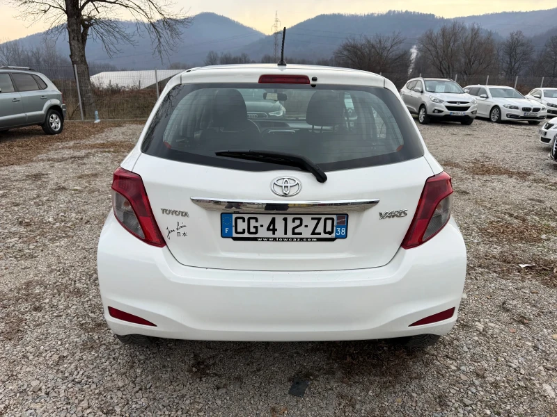 Toyota Yaris 1.4 D4D 183000km!!!, снимка 6 - Автомобили и джипове - 52655719