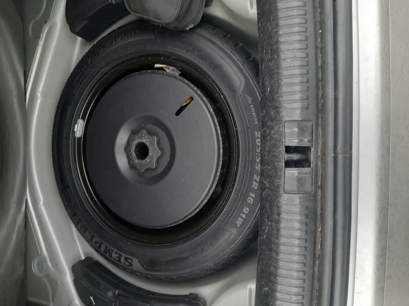 Audi A4, снимка 7 - Автомобили и джипове - 52932017