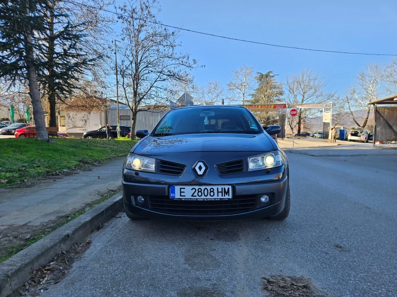 Renault Megane 2.0 бензин - газ, снимка 5 - Автомобили и джипове - 52943274