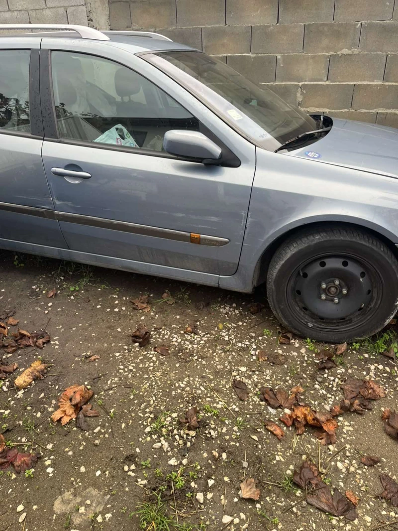 Renault Laguna, снимка 2 - Автомобили и джипове - 52957983
