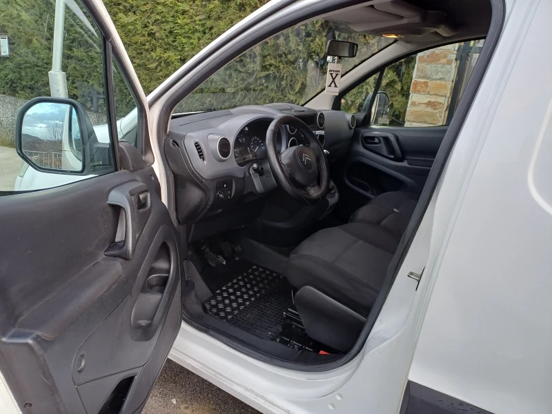 Citroen Berlingo, снимка 5 - Автомобили и джипове - 53396260