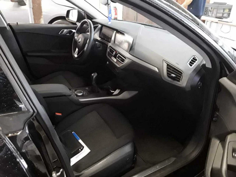 BMW 2 Gran Coupe 218d Advantage Ръчна Навигация, снимка 6 - Автомобили и джипове - 56068456