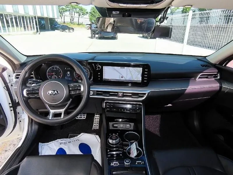 Kia K5 2.0 Trendy, снимка 7 - Автомобили и джипове - 56594072