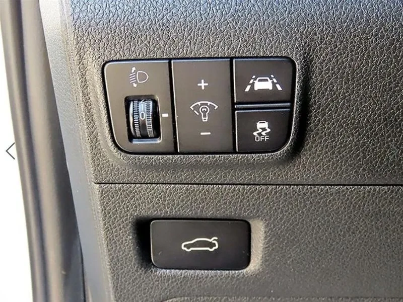 Kia K5 2.0 Trendy, снимка 12 - Автомобили и джипове - 56594072