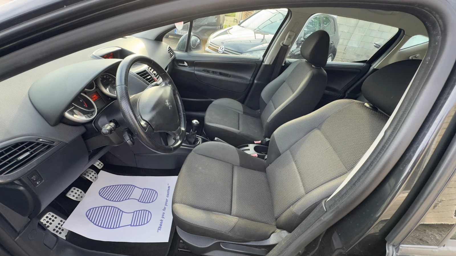 Peugeot 207 2011 Година - изображение 9