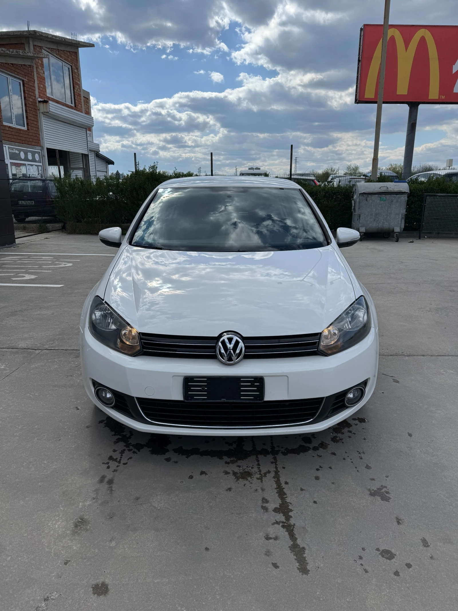 VW Golf 2.0 TDI Highline - изображение 2