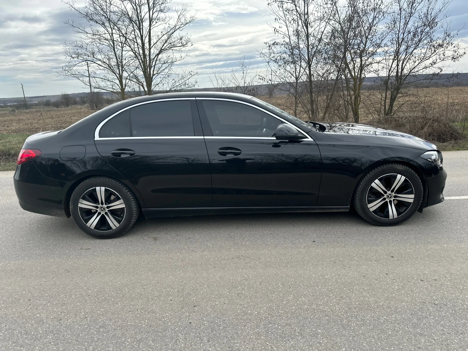 Mercedes-Benz C 180  - изображение 3