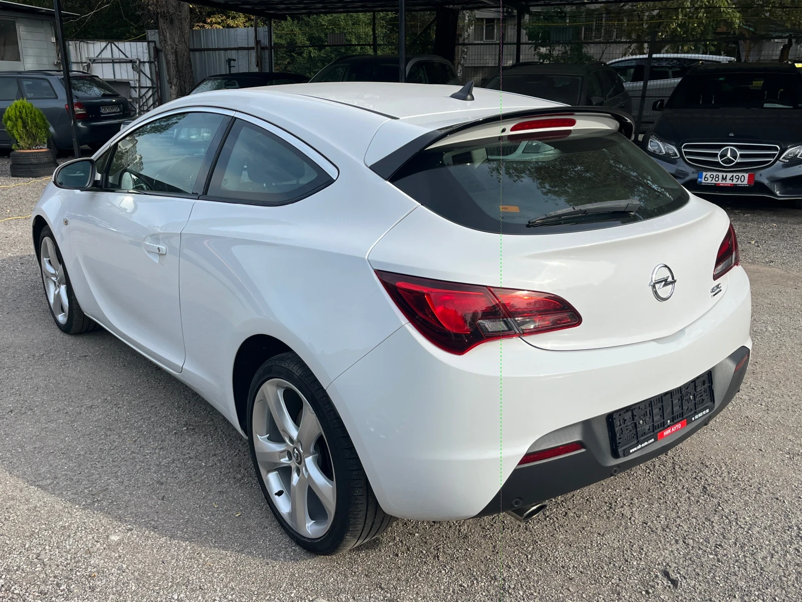 Opel Astra GTC 1.4 Turbo Sport Automat - изображение 5