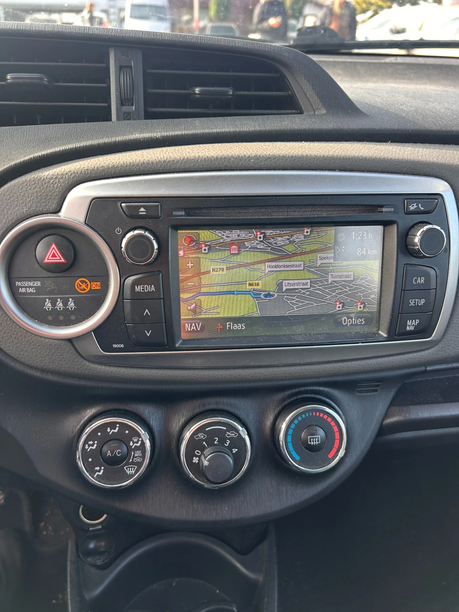 Toyota Yaris 1.0i NAVI/KAMERA EURO 5 | Mobile.bg   12