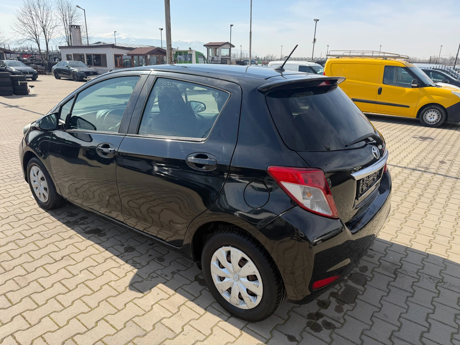 Toyota Yaris 1.0i NAVI/KAMERA EURO 5 | Mobile.bg � ����������� 8