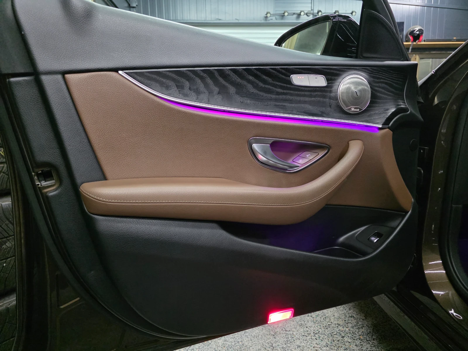 Mercedes-Benz E 350 AMG 4Matik Burmester | Mobile.bg   15