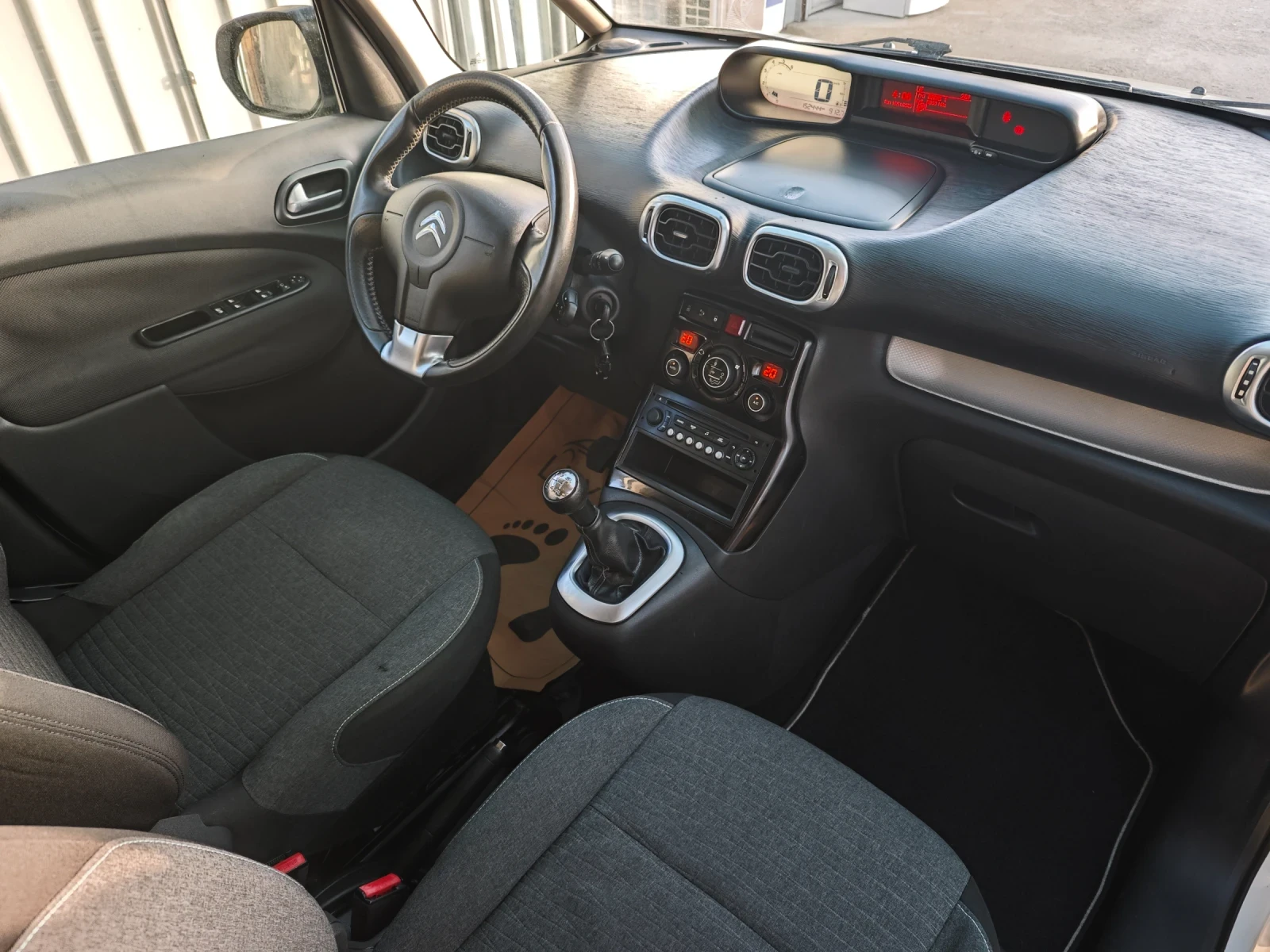 Citroen C3 Picasso 1.6HDI* EXCLUSIVE* ВСИЧКИ ЕКСТРИ  - изображение 6