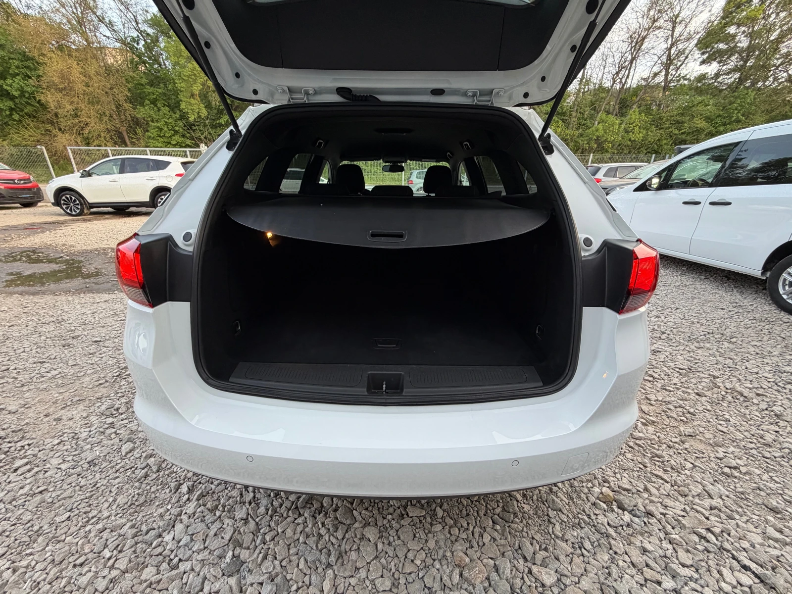 Opel Astra 1.6DIESEL* LED* TOP* EVRO6, снимка 7 - Автомобили и джипове - 52755200