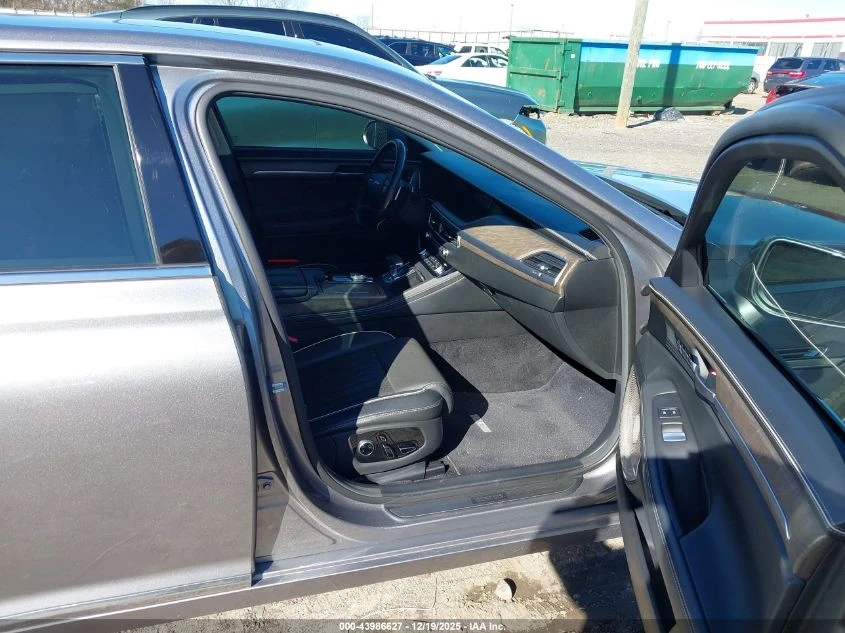 Genesis G90 3.3l 3.3T Premium Rwd - изображение 5