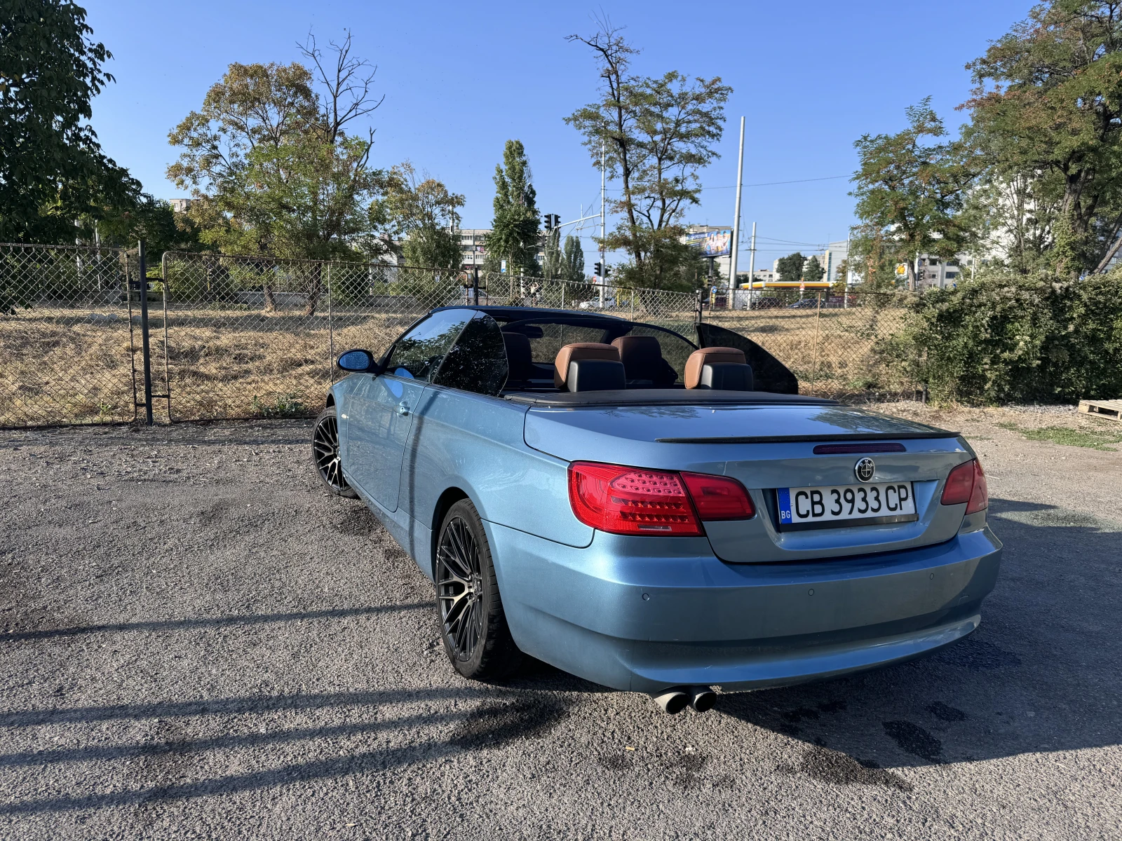 BMW 325 E93 - изображение 9