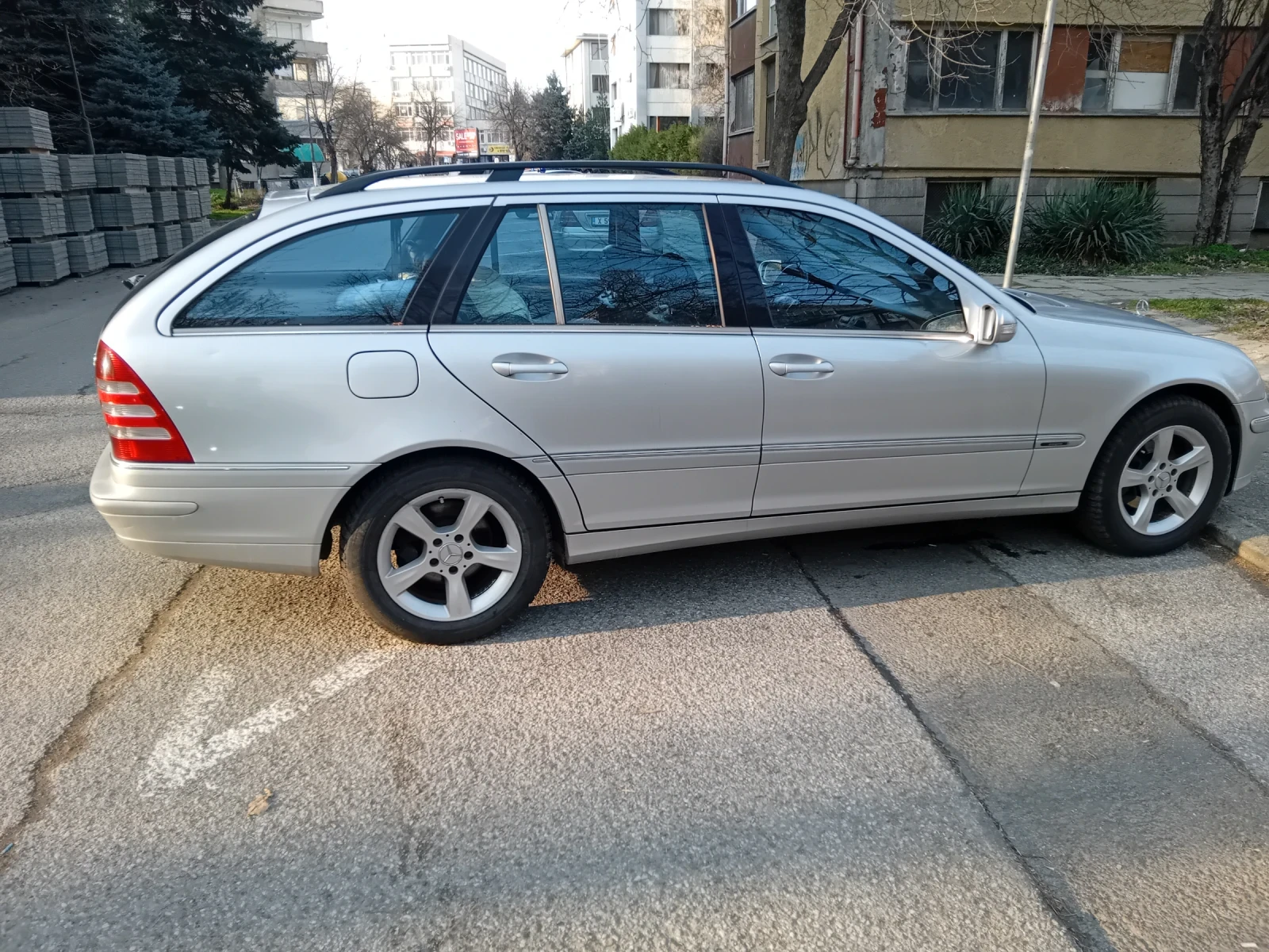 Mercedes-Benz C 220 2.2cdi, снимка 6 - Автомобили и джипове - 53737703