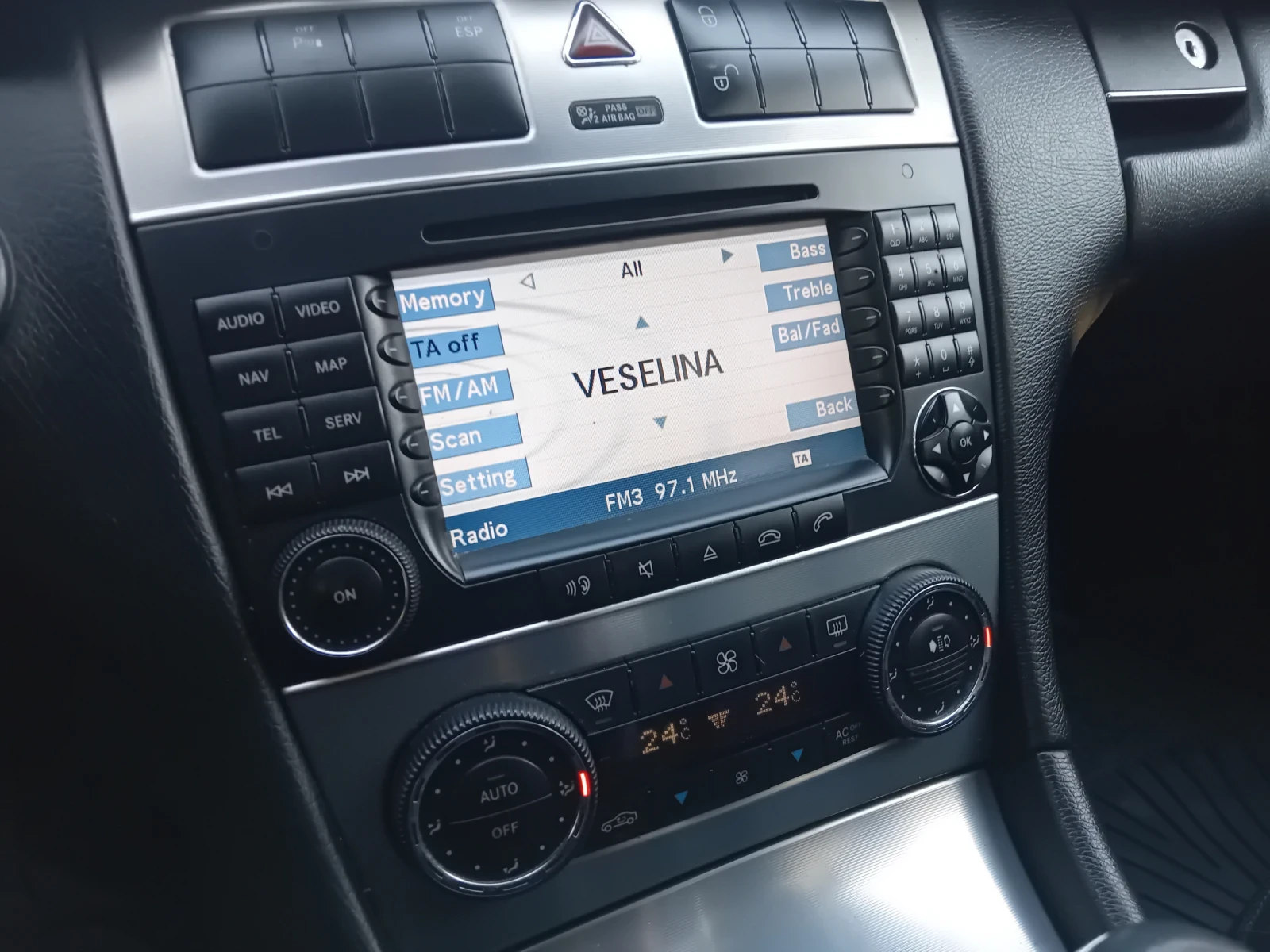 Mercedes-Benz C 220 2.2cdi, снимка 12 - Автомобили и джипове - 53737703