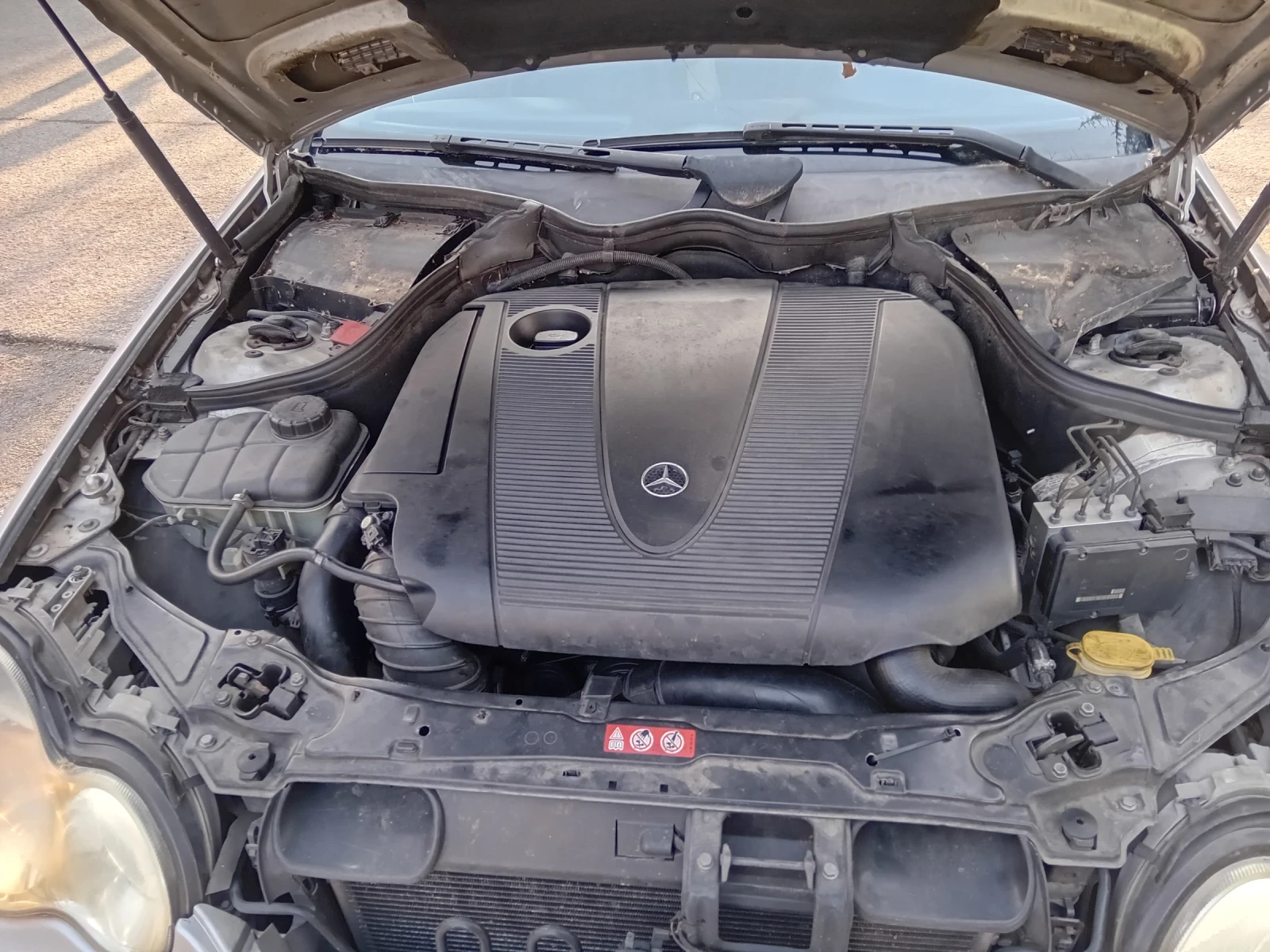 Mercedes-Benz C 220 2.2cdi, снимка 10 - Автомобили и джипове - 53737703