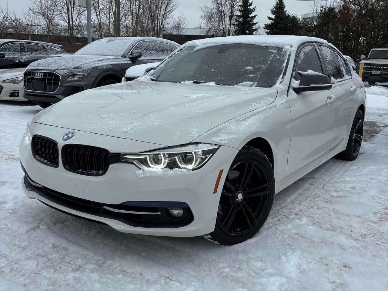 BMW 330 * 330i xDrive * CARFAX * ���� �� �� | Mobile.bg � ����������� 1