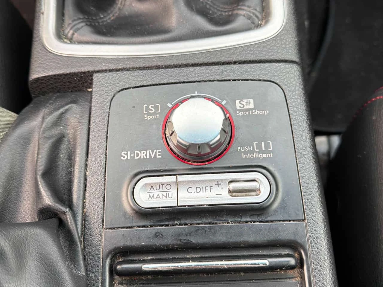 Subaru Impreza * WRX STI * CARFAX* РЪЧНИ СКОРОСТИ* КЛИП НА МОТОРА, снимка 15 - Автомобили и джипове - 54078346