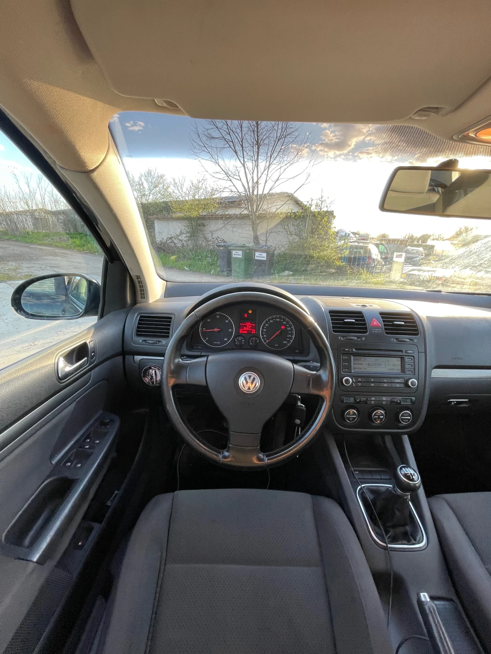 VW Golf 1.9TDI, снимка 6 - Автомобили и джипове - 54140871