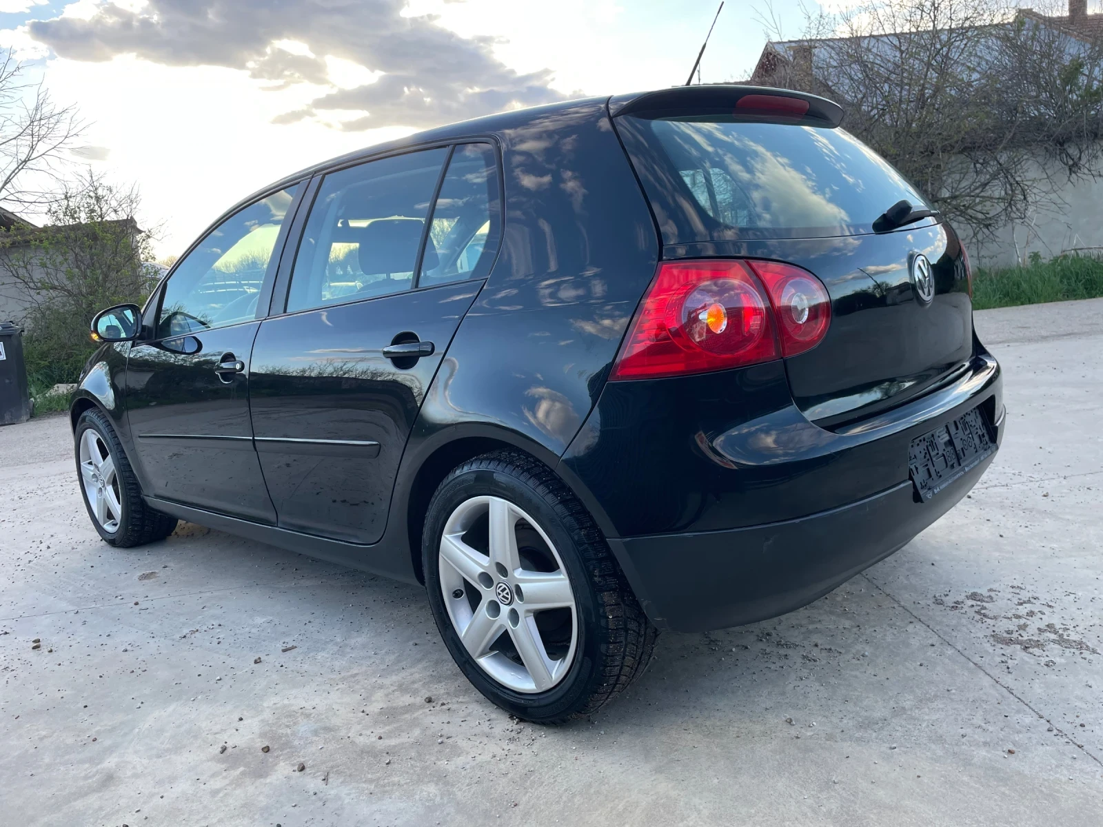 VW Golf 1.9TDI, снимка 3 - Автомобили и джипове - 54140871
