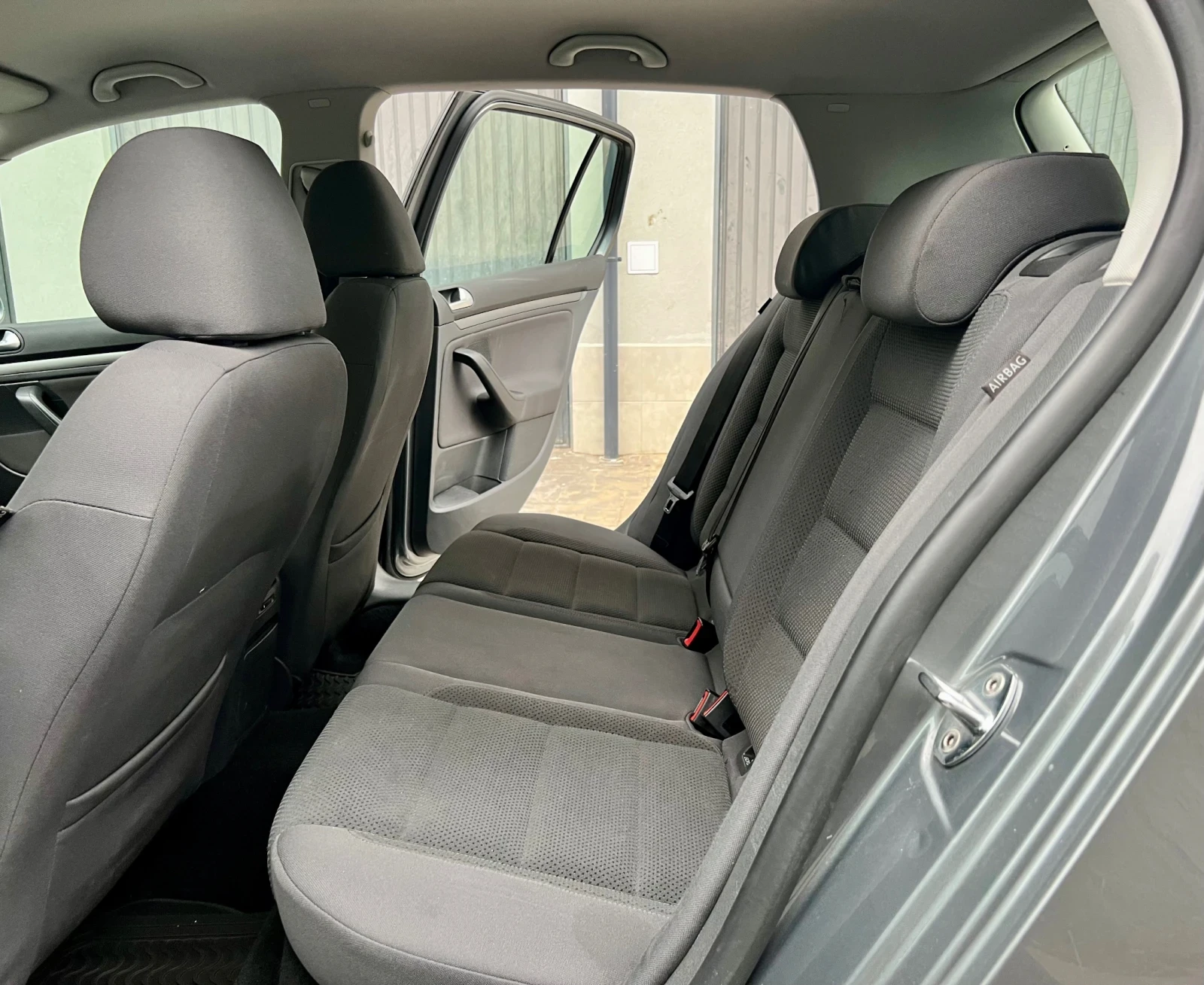 VW Golf 1.9TD?, снимка 9 - Автомобили и джипове - 54222093