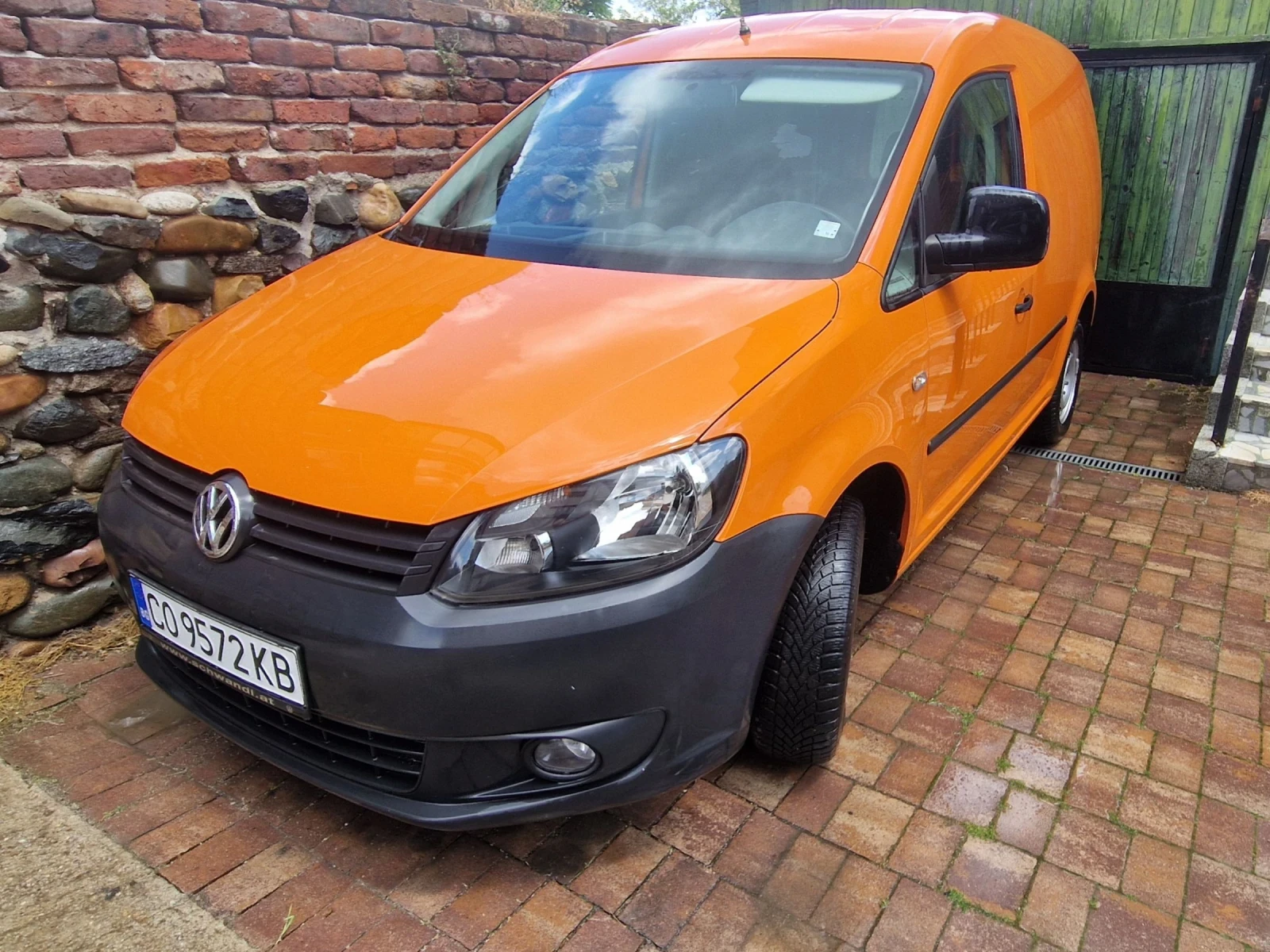 VW Caddy 2000 куб. Метан бензин