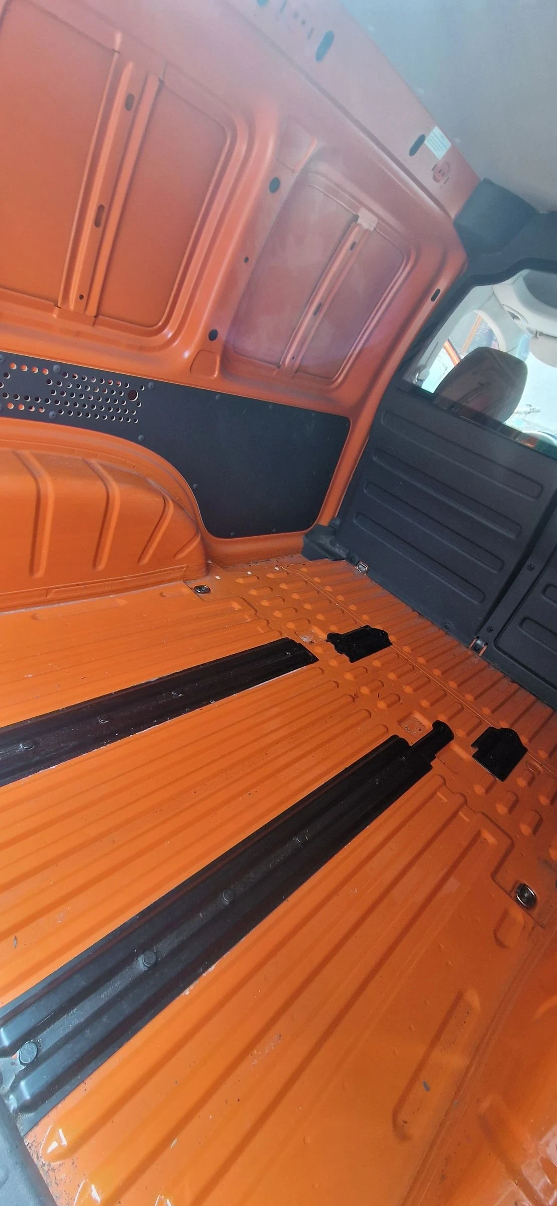 VW Caddy 2000 куб. Метан бензин, снимка 9 - Автомобили и джипове - 54625125