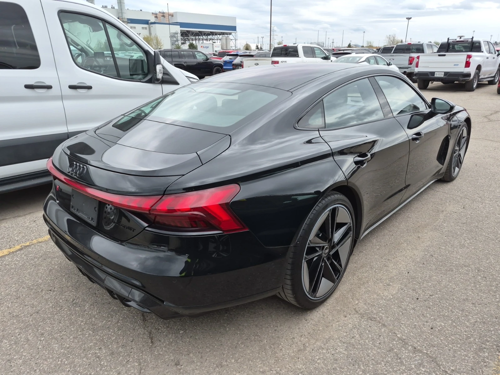 Audi E-Tron GT RS QUATTRO, снимка 5 - Автомобили и джипове - 54643557