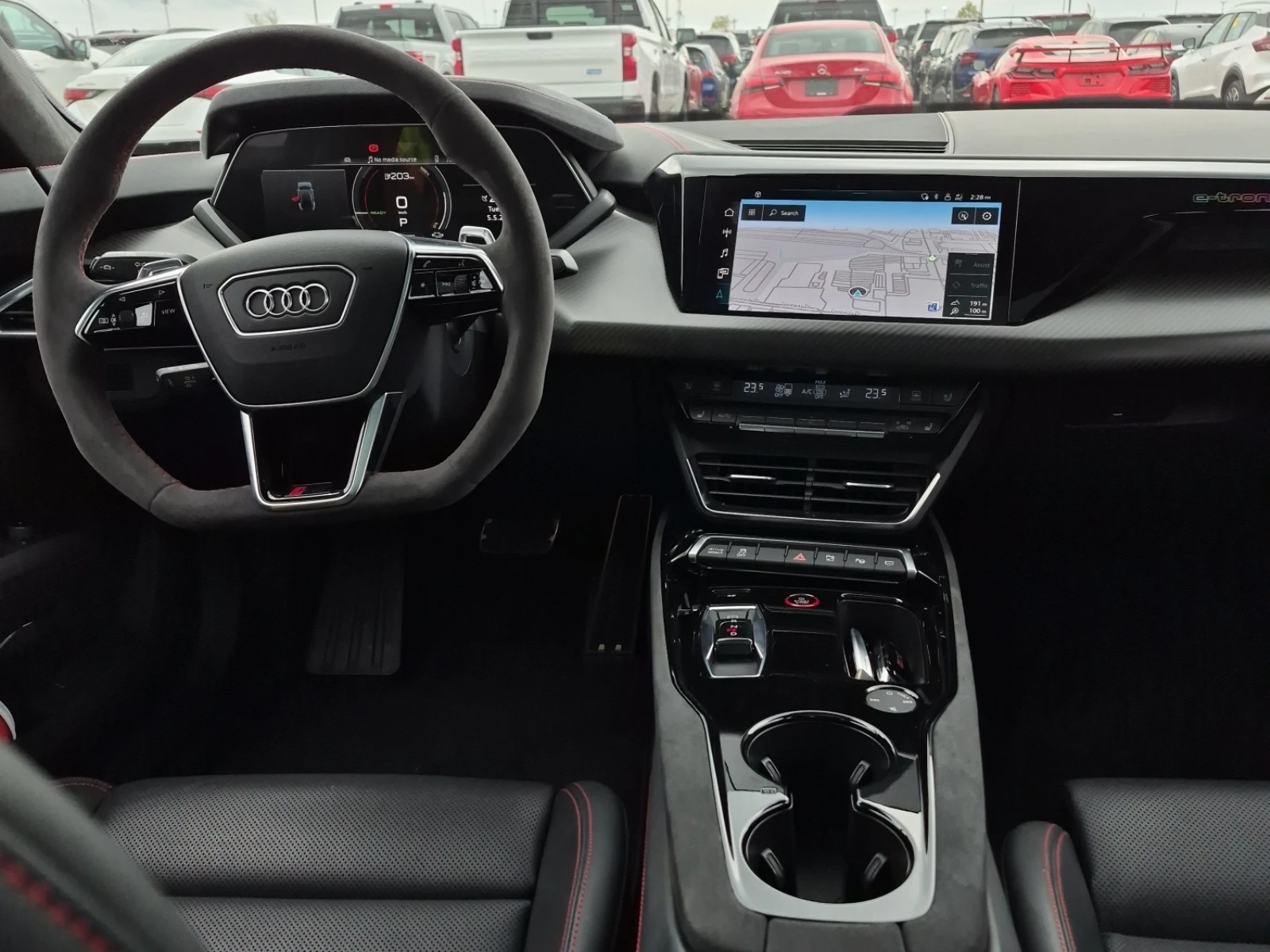 Audi E-Tron GT RS QUATTRO, снимка 11 - Автомобили и джипове - 54643557