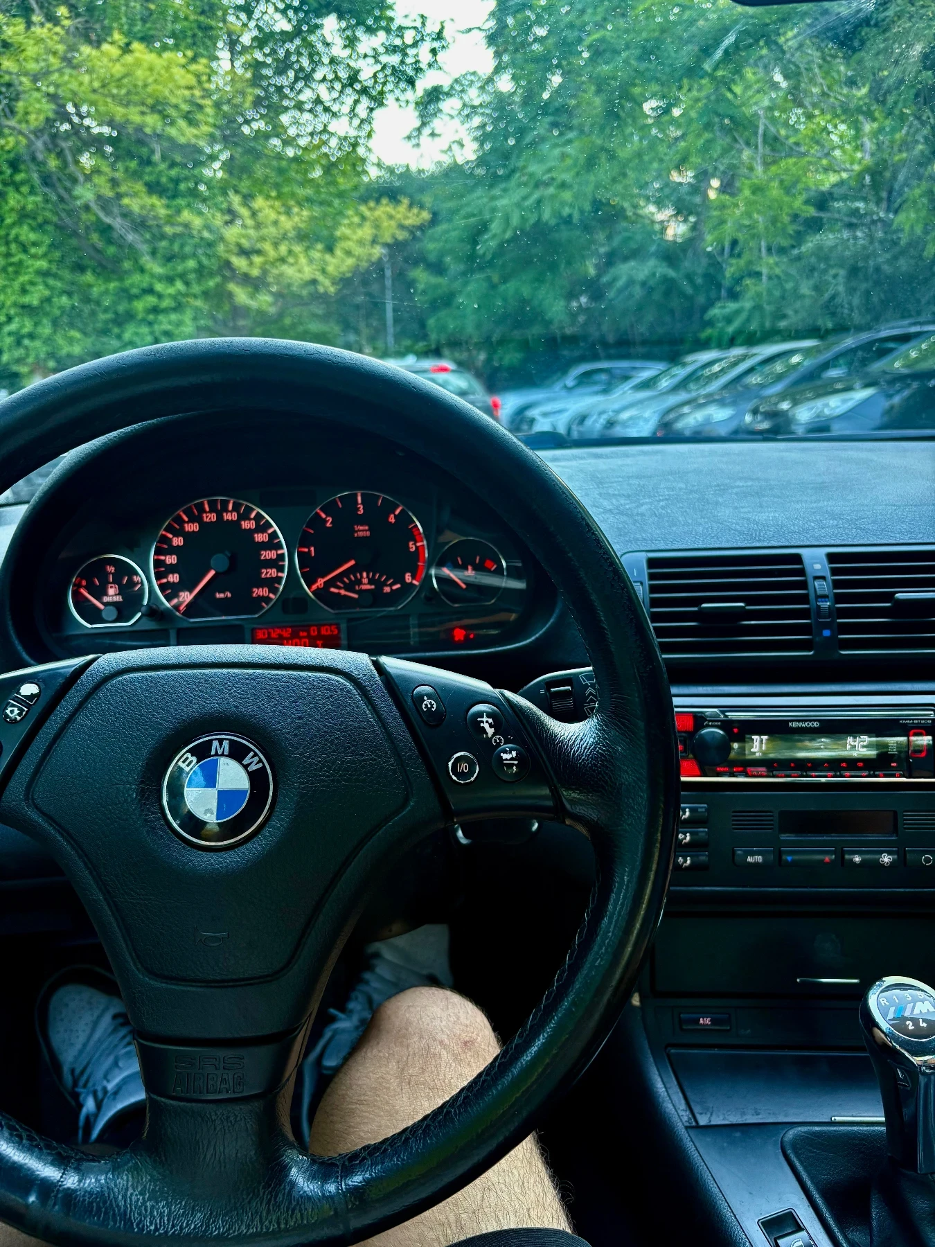 BMW 320 320d, снимка 6 - Автомобили и джипове - 55238039