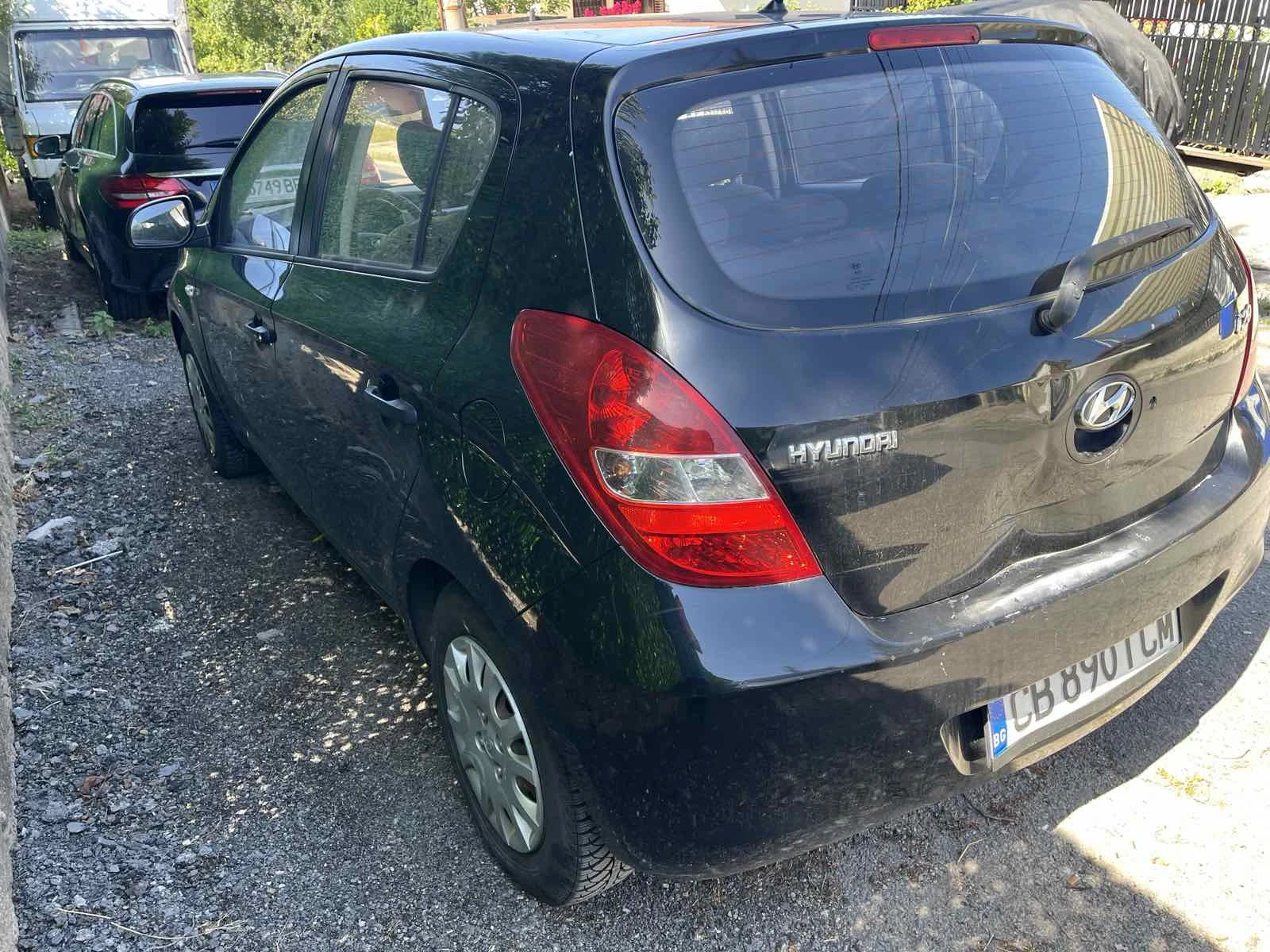 Hyundai I20, снимка 6 - Автомобили и джипове - 55427582