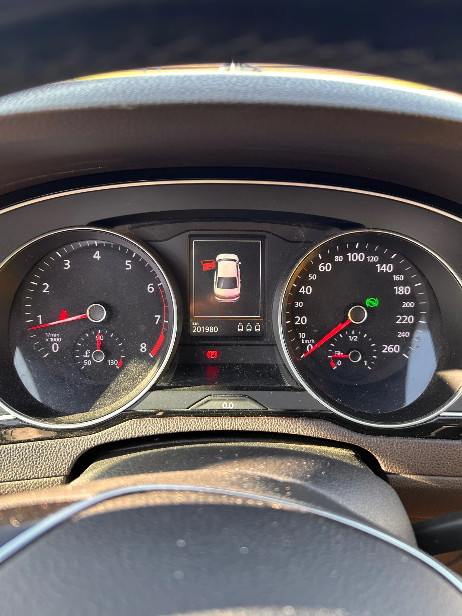 VW Passat B8, снимка 8 - Автомобили и джипове - 55494599