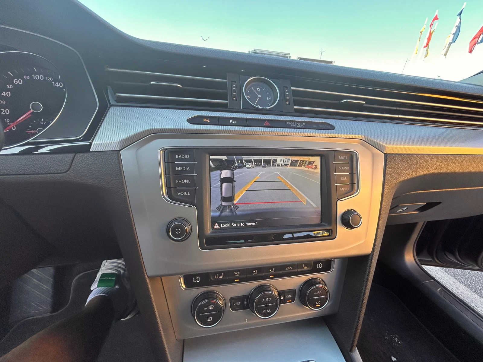 VW Passat B8, снимка 13 - Автомобили и джипове - 55494599