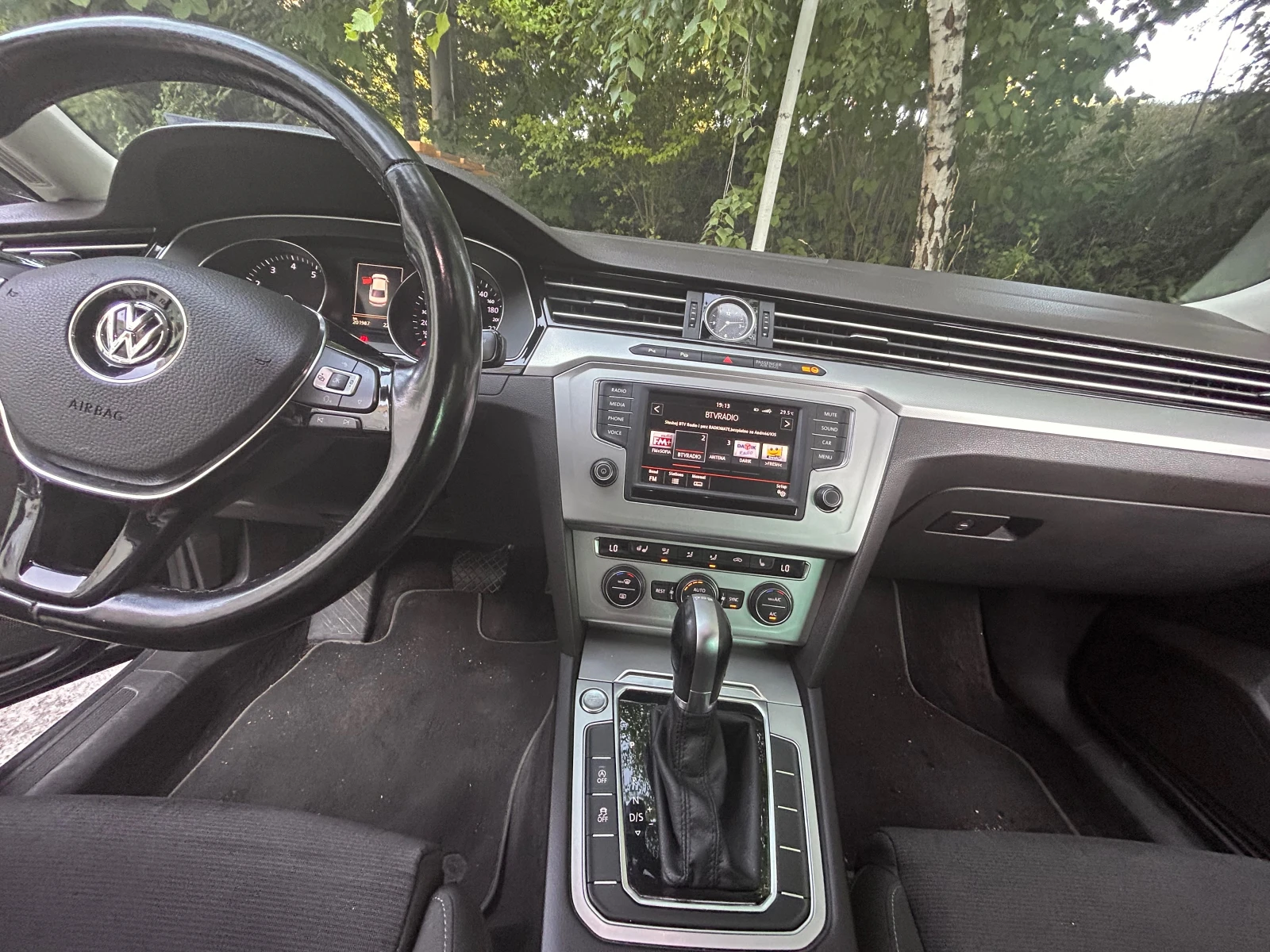 VW Passat B8, снимка 16 - Автомобили и джипове - 55494599