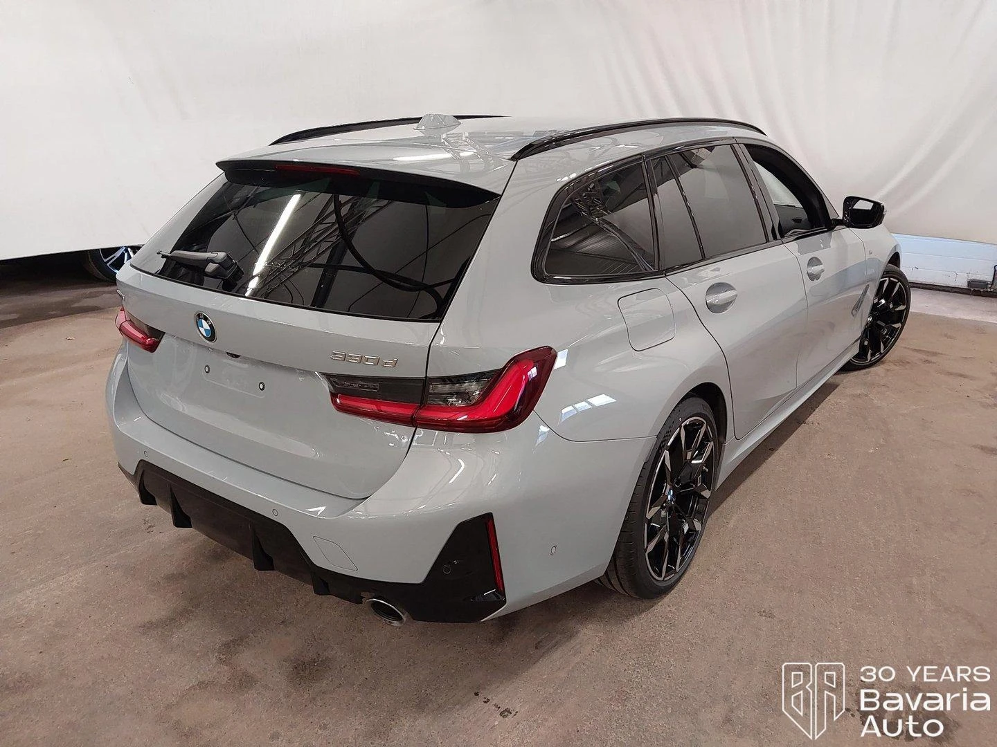 BMW 330 d xDrive Touring Sportautomatic | Mobile.bg � ����������� 3