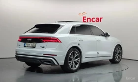 Audi Q8 / 50 TDI / МАСАЖИ / ДИСТРОНИК / ОБДУХВАНЕ, снимка 2
