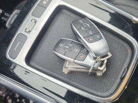 Mercedes-Benz GLA 250 AMBIENT* PANORAMA* 2 KEYS* LANE ASSIST * CARFAX * , снимка 16 - Автомобили и джипове - 53644904