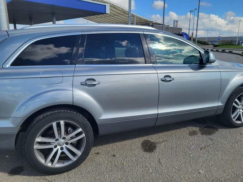 Audi Q7, снимка 8 - Автомобили и джипове - 48488229