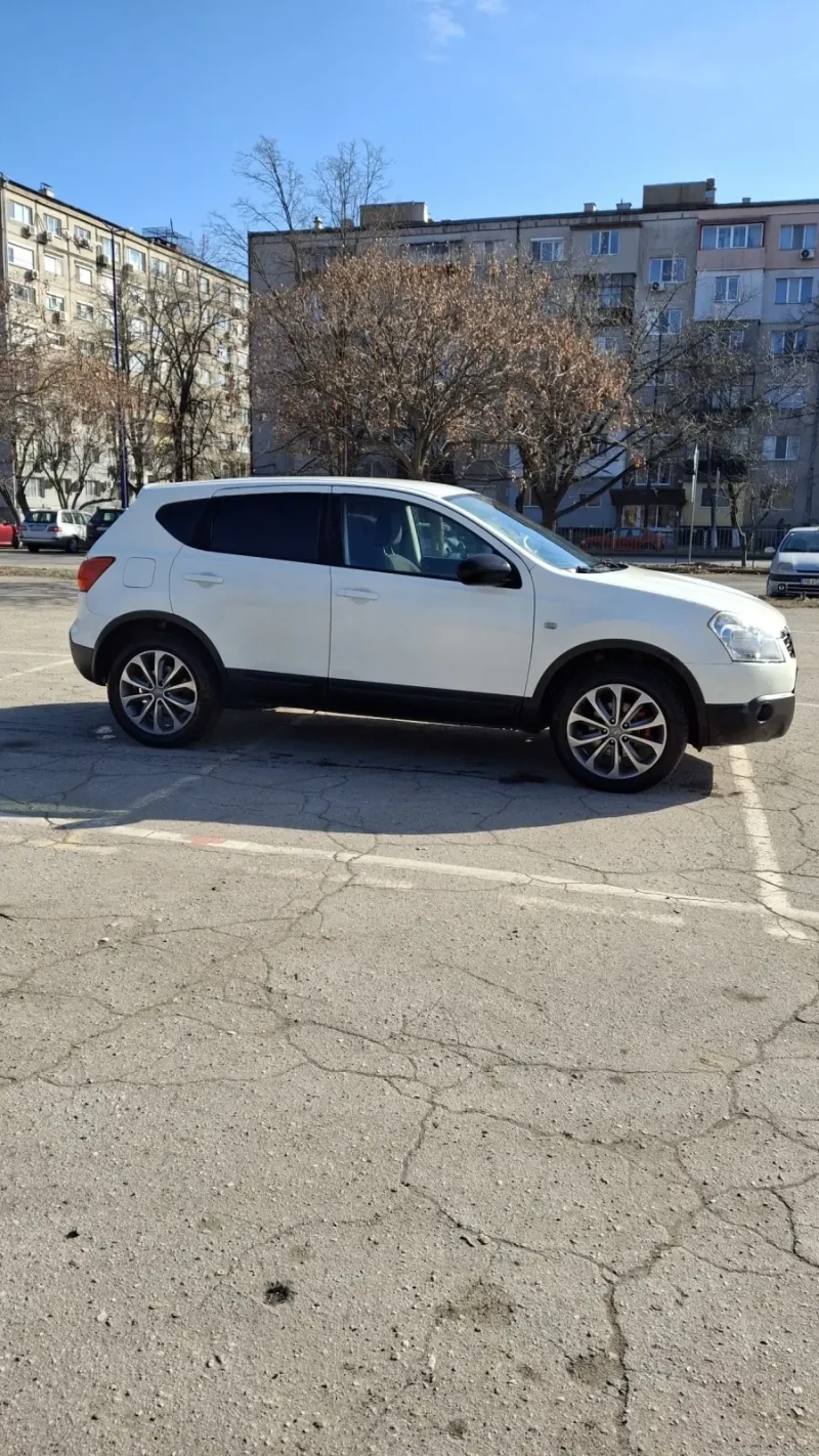 Nissan Qashqai, снимка 3 - Автомобили и джипове - 48918287