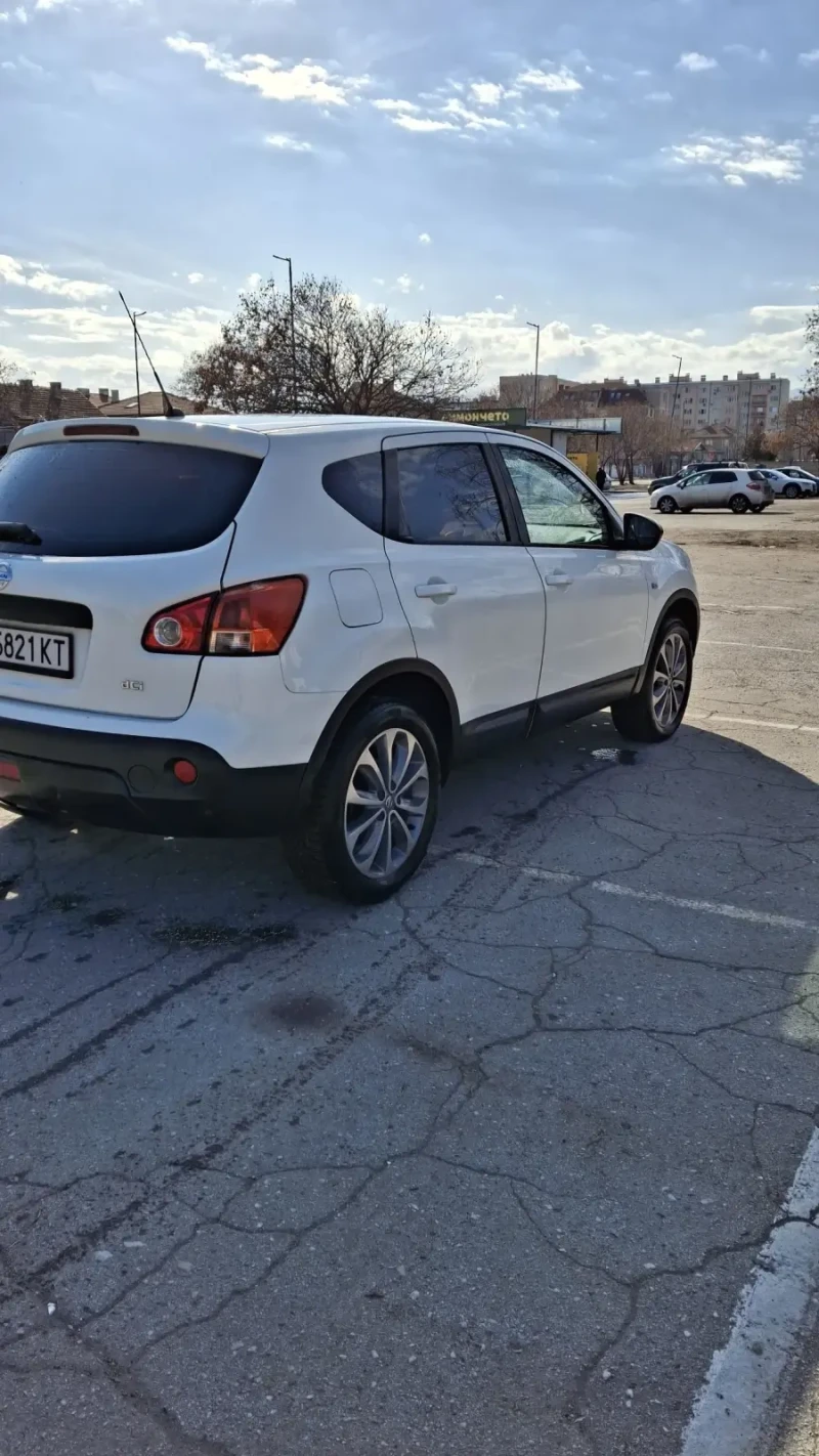 Nissan Qashqai, снимка 5 - Автомобили и джипове - 48918287