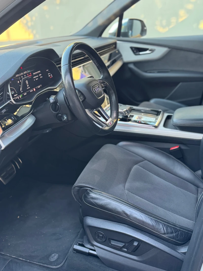 Audi SQ7 4.0 TDI Laser Night Vision , снимка 11 - Автомобили и джипове - 52078513