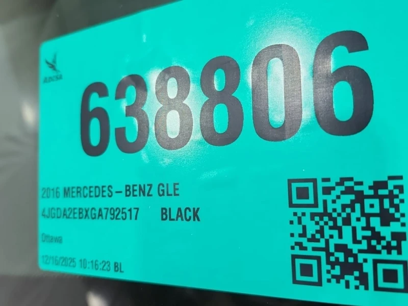 Mercedes-Benz GLE * 350D * CARFAX * БЕЗ ПЪРВОНАЧАЛНА ВНОСКА, снимка 15 - Автомобили и джипове - 52929744