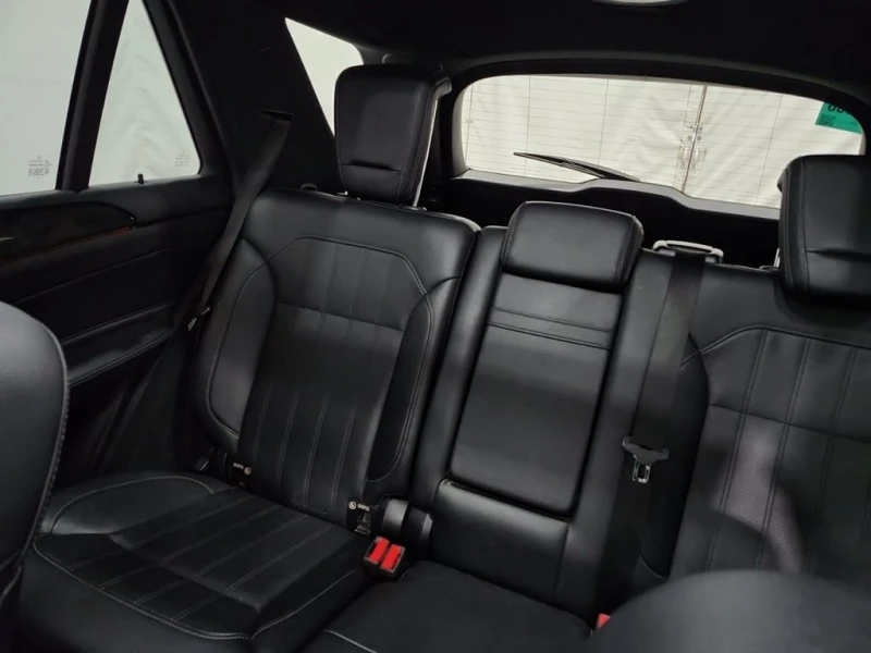 Mercedes-Benz GLE * 350D * CARFAX * БЕЗ ПЪРВОНАЧАЛНА ВНОСКА, снимка 13 - Автомобили и джипове - 52929744