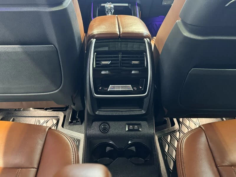 BMW X7 XDRIVE50I#PANO#УНИКАТ#!FULL! 2 БРОЯ ДЖАНТИ, снимка 10 - Автомобили и джипове - 55119227