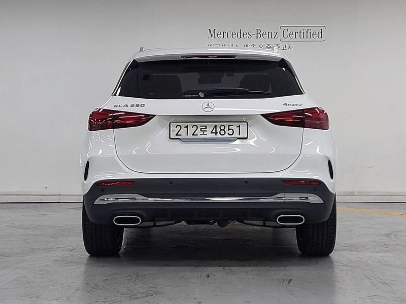 Mercedes-Benz GLA 250 Mercedes-Benz GLA 250 4MATIC* AMG LINE, снимка 4 - Автомобили и джипове - 55750796